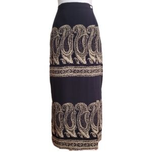 Elegant Black and Cream Paisley Skirt